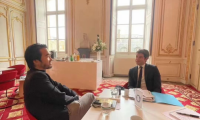 新世界郑志刚与法国史上最年轻总理阿塔尔会面