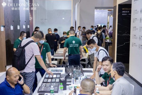 德利丰演绎高定秀场，闪耀广州建博会