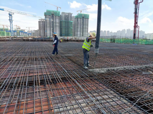 成功封顶！安徽省首个特大型上盖停车场项目完成A区盖板工程施工