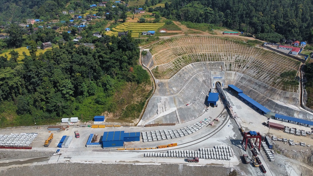 中企承建的尼泊尔在建最大引水隧道工程TBM试掘进创世界纪录