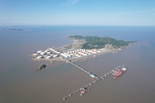 匠造“储运明珠”！中建安装全速推进国际油品储运基地建设