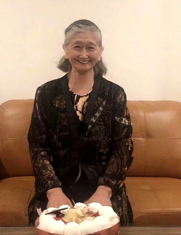 名人百科首席顾问——爱国华侨蒋丽莎