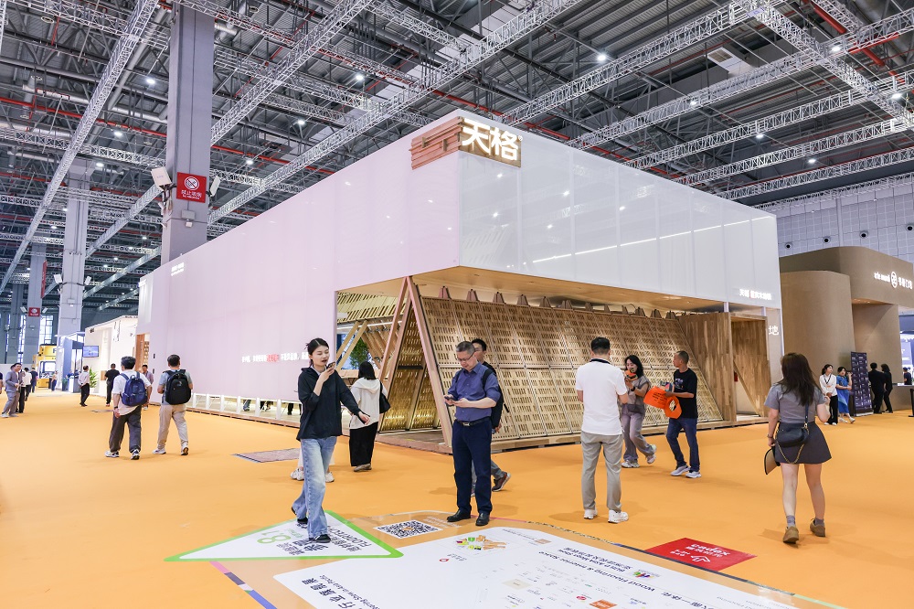 反内卷式竞争 倡高质量发展｜天格携高端地板加高端设计领秀2025上海地材展