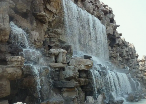 塑石成艺，造景为境 阳蓝的园林美学