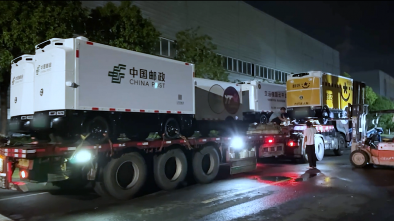 全力以赴 | 九识智能无人物流车全国火热交付中！